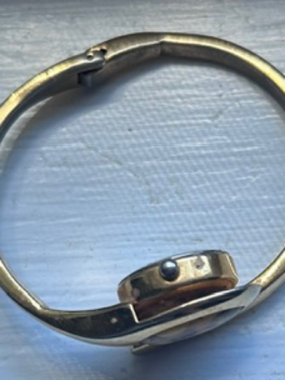 Geneva Vintage Bracelet w/Quartz Hidden Watch, Gold Tone, Abalone Shell Dial - Picture 7 of 9